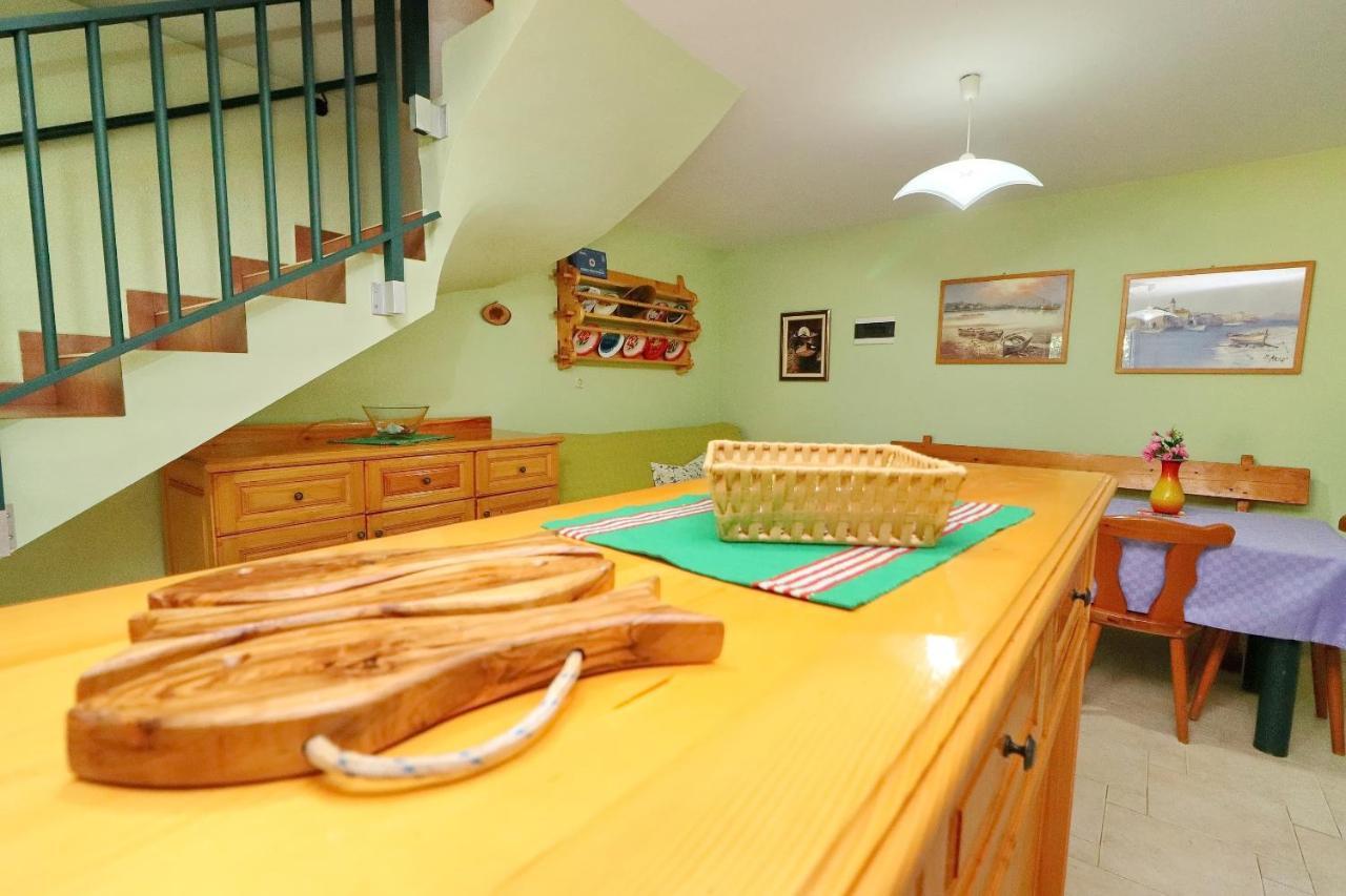 Stone House Oreb'S Cottage Вела Лука Екстериор снимка