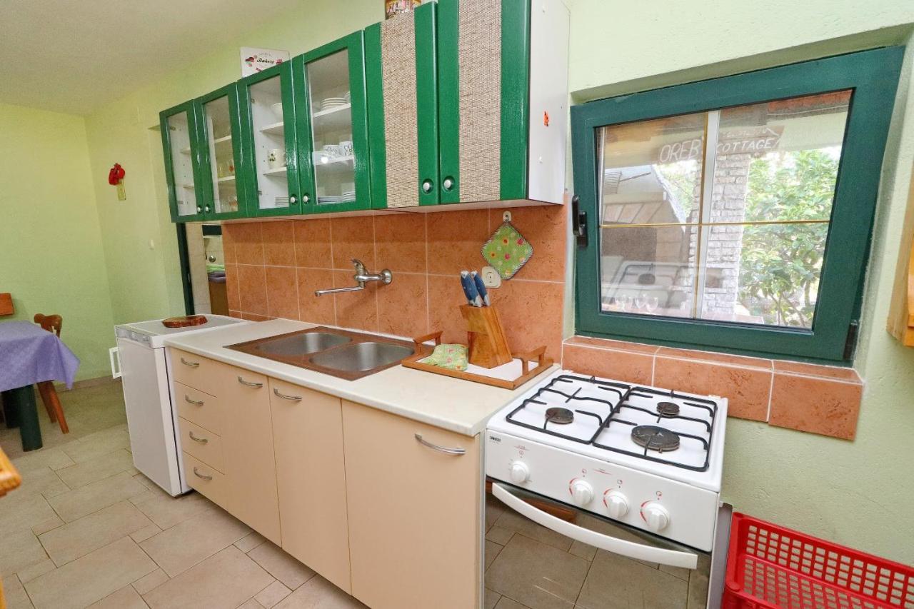 Stone House Oreb'S Cottage Вела Лука Екстериор снимка