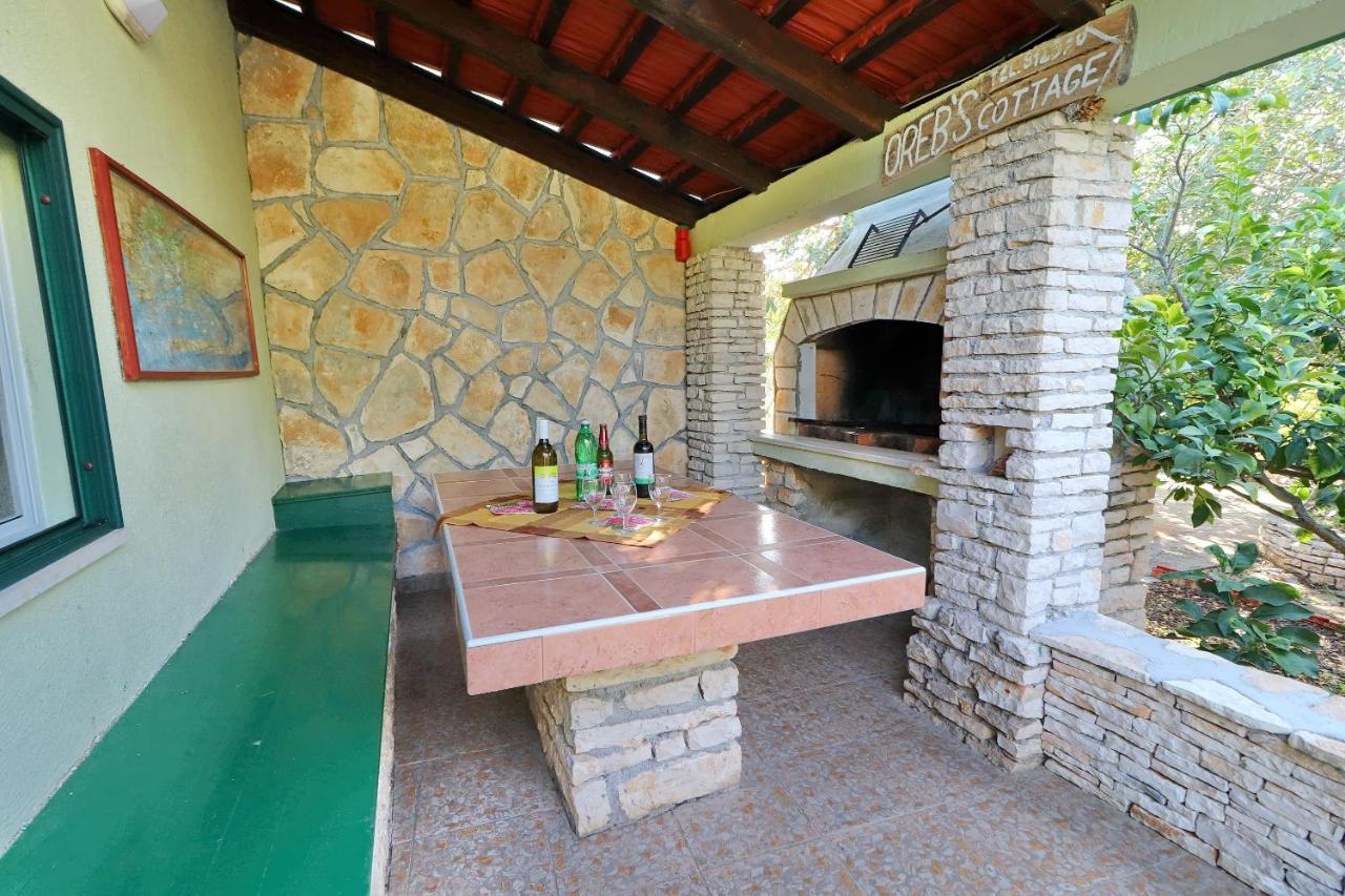 Stone House Oreb'S Cottage Вела Лука Екстериор снимка