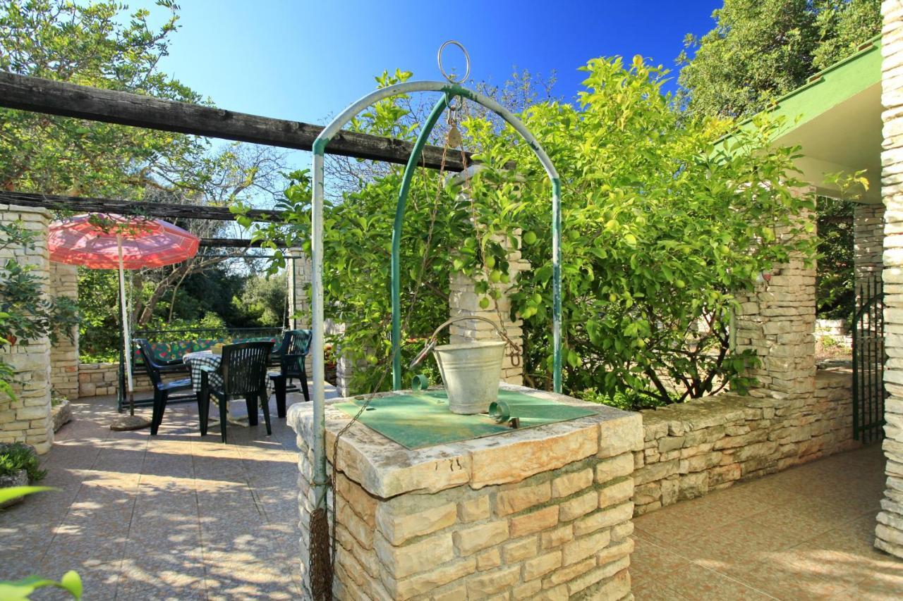 Stone House Oreb'S Cottage Вела Лука Екстериор снимка